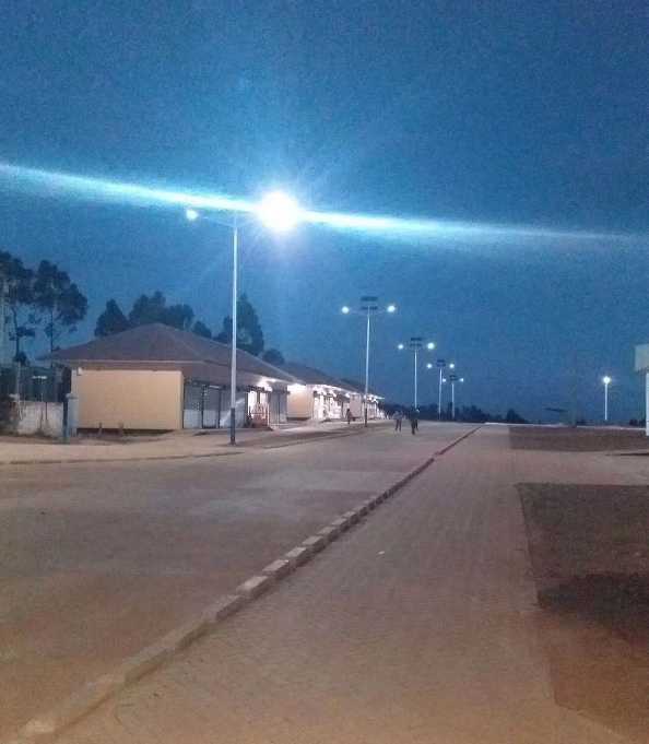 湄潭县非洲科特迪瓦太阳能路灯工程